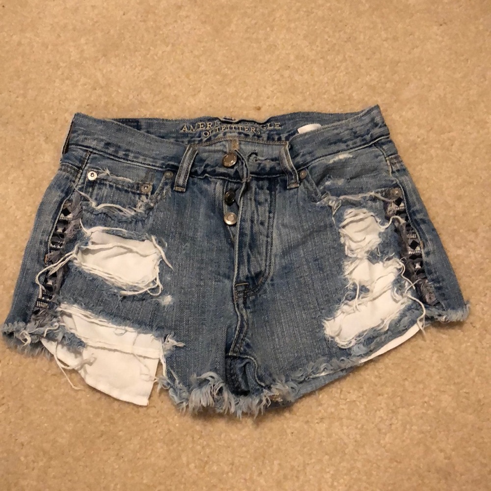 American Eagle high rise festivals shorts